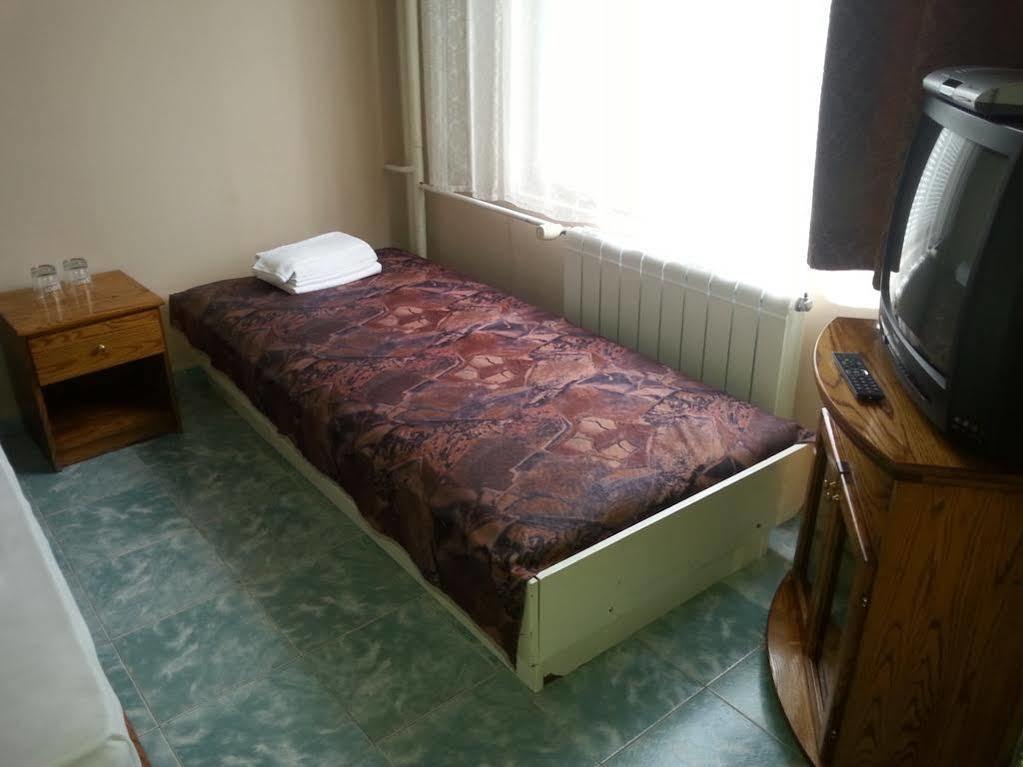 Kanclera Hotel Kaspichan Luaran gambar
