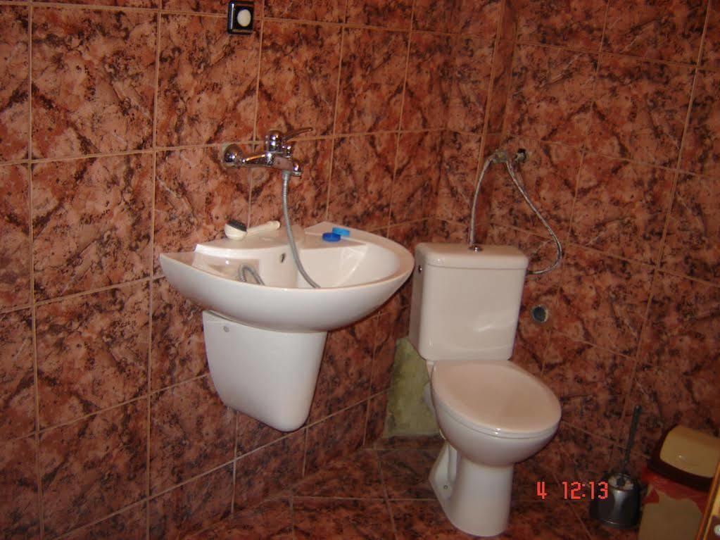 Kanclera Hotel Kaspichan Luaran gambar