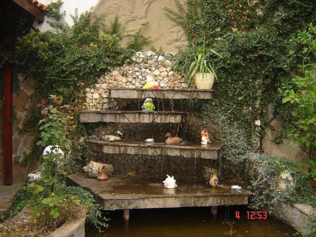 Kanclera Hotel Kaspichan Luaran gambar